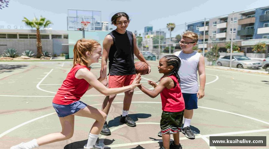 团结拼搏，驰骋竞技！